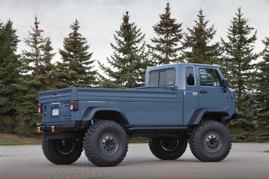  Jeep Mighty FC Concept 2012 года  (фото 13 из 30)